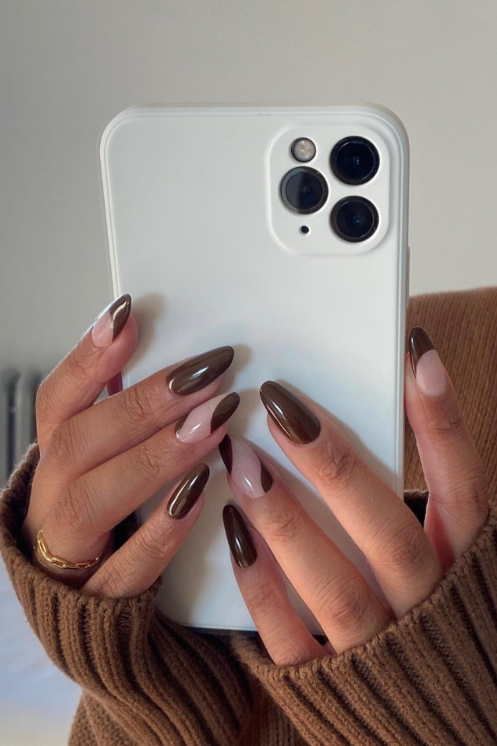 20 Aesthetic Nail Art Designs to Try This Fall