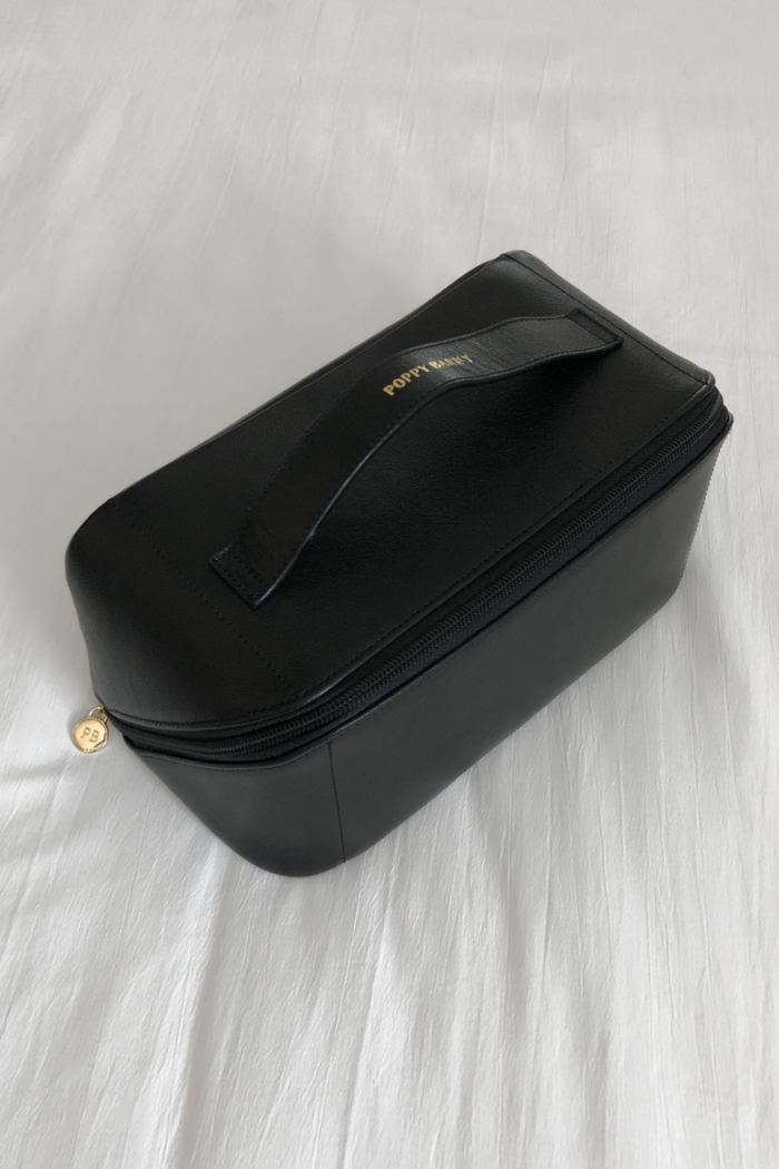 LARGE COSMETIC CASE PARTY IN THE PALACE main image 1